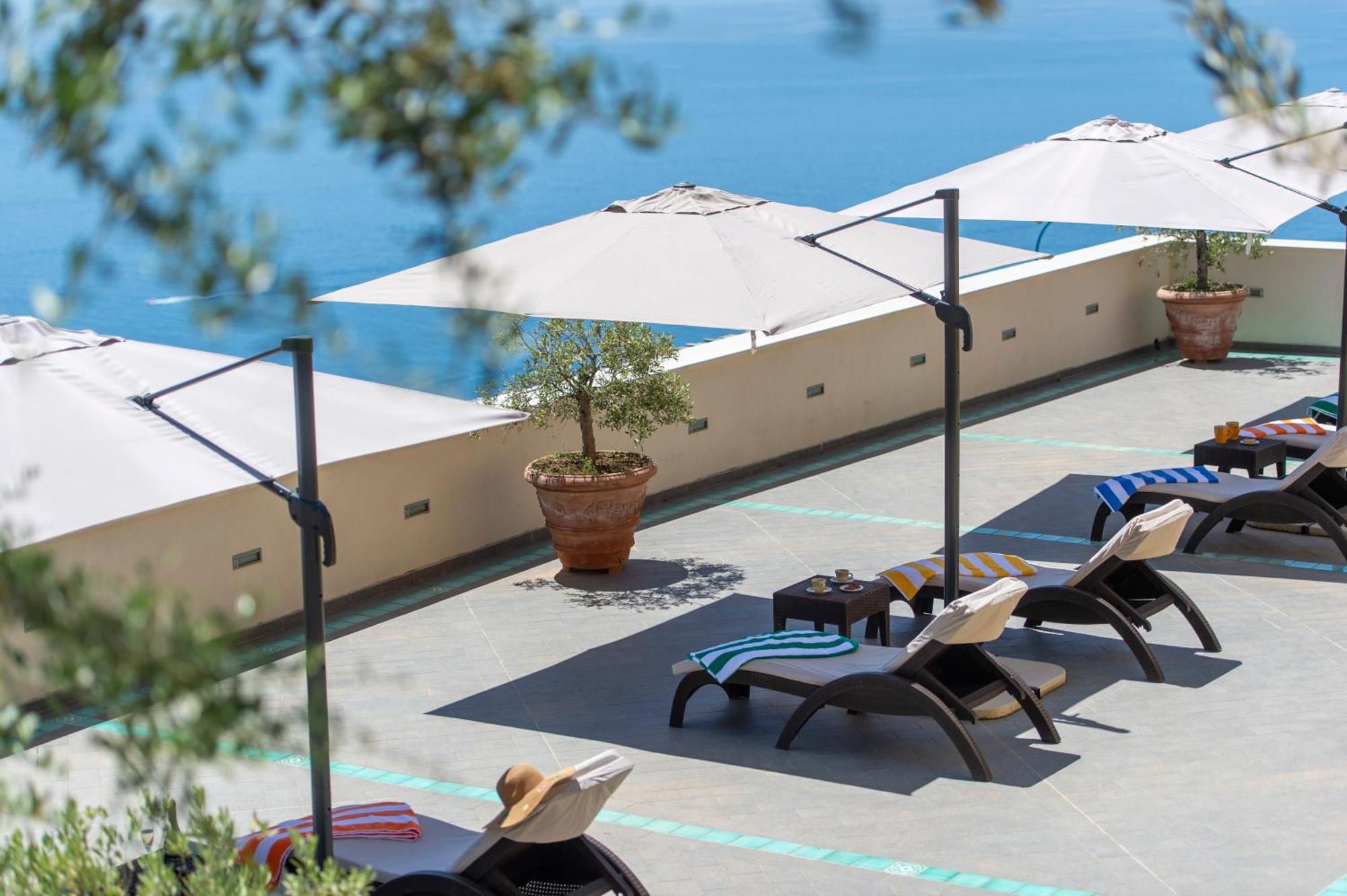 Le Contrade By Sosore Holiday Homes -Amalfi Coast Furore Kamer foto