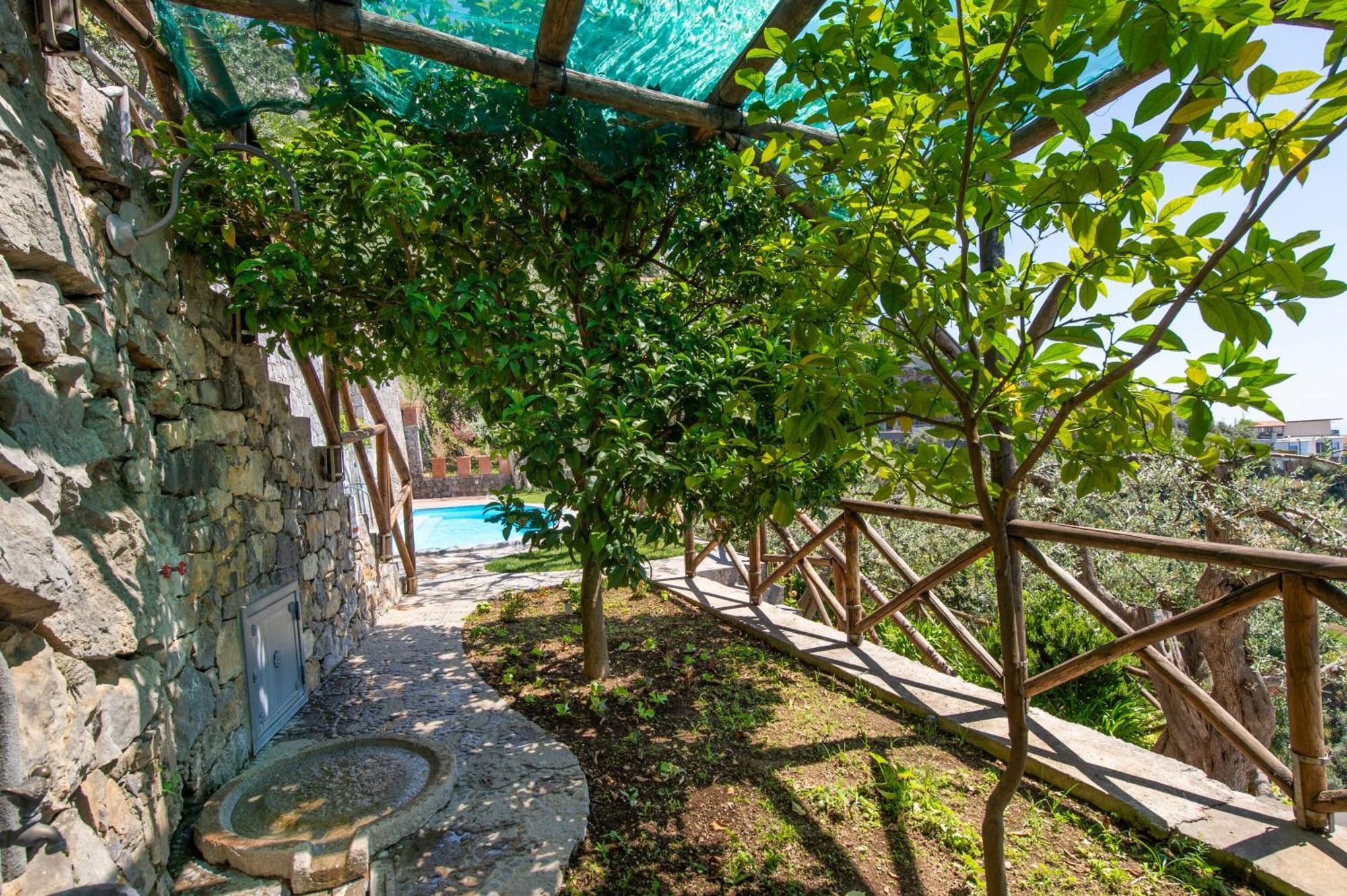 Le Contrade By Sosore Holiday Homes -Amalfi Coast Furore Kamer foto