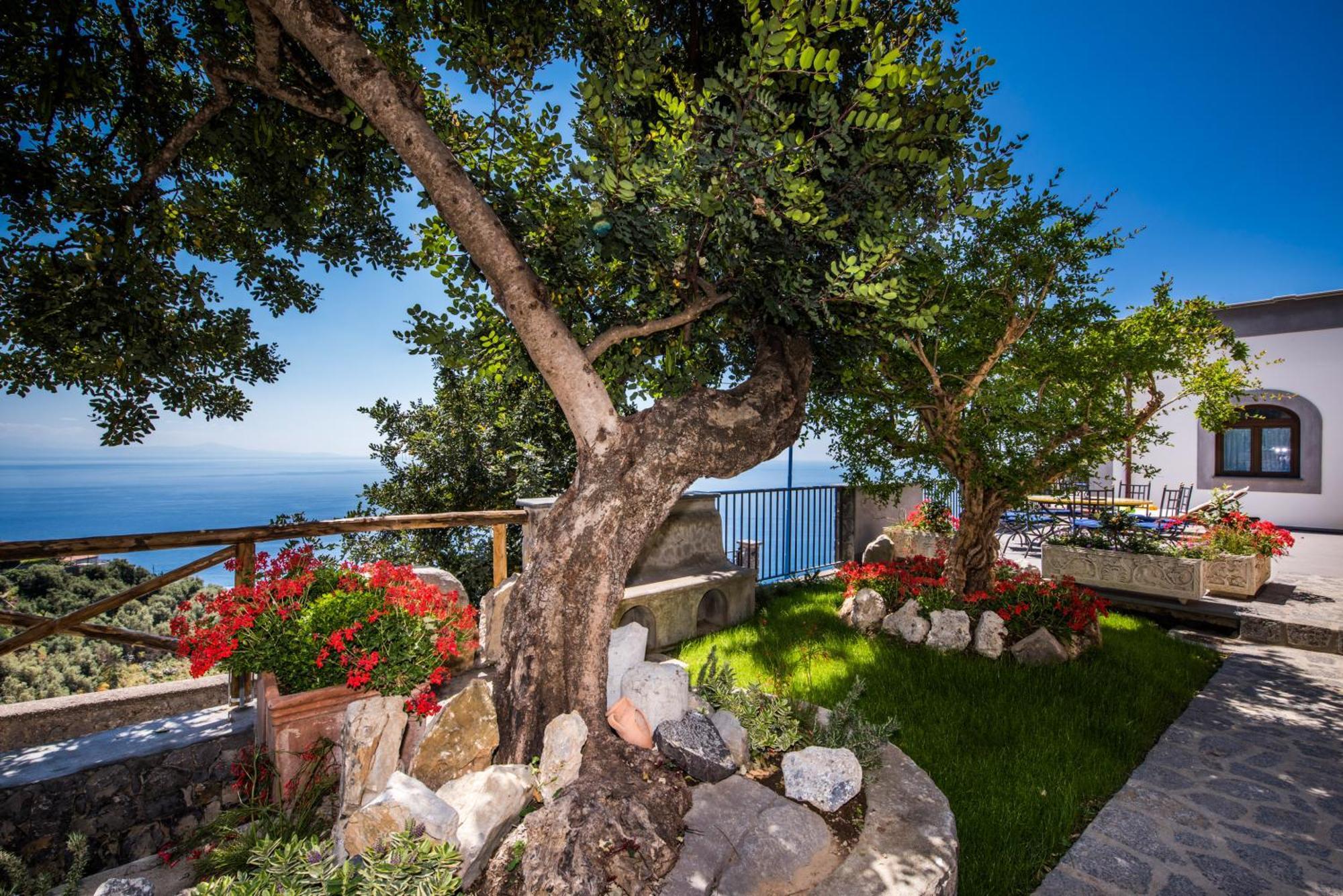 Le Contrade By Sosore Holiday Homes -Amalfi Coast Furore Buitenkant foto